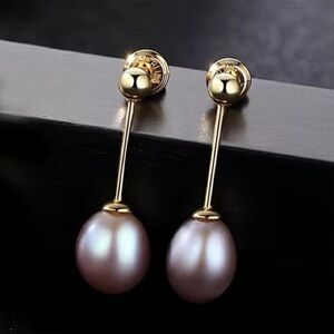 •Luxurious Timeless S925 Sterling Silver 8-9mm Natural Freshwater Pearl Earrings